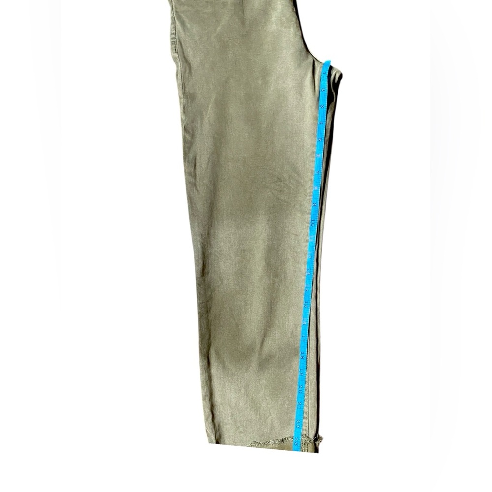 Kut from the Kloth® Amy Stretch Twill Cropped Chinos - Picture 5 of 10